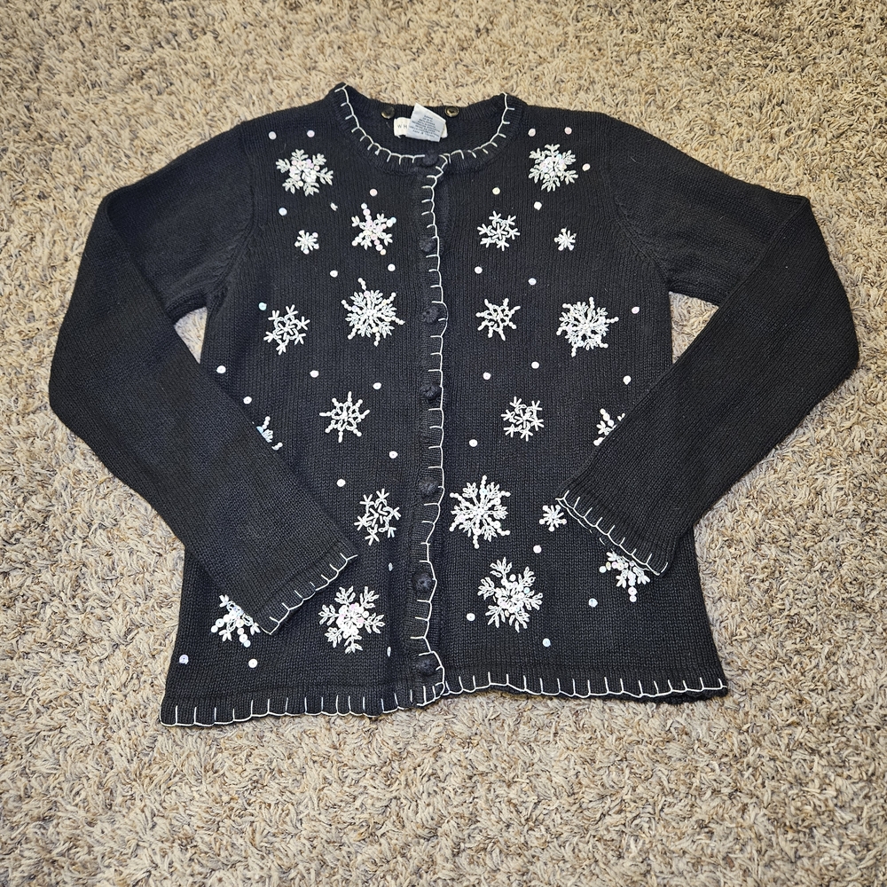White Stag‎ Size S Embroidered Sequin Winter Snowflakes Black Cardigan Button